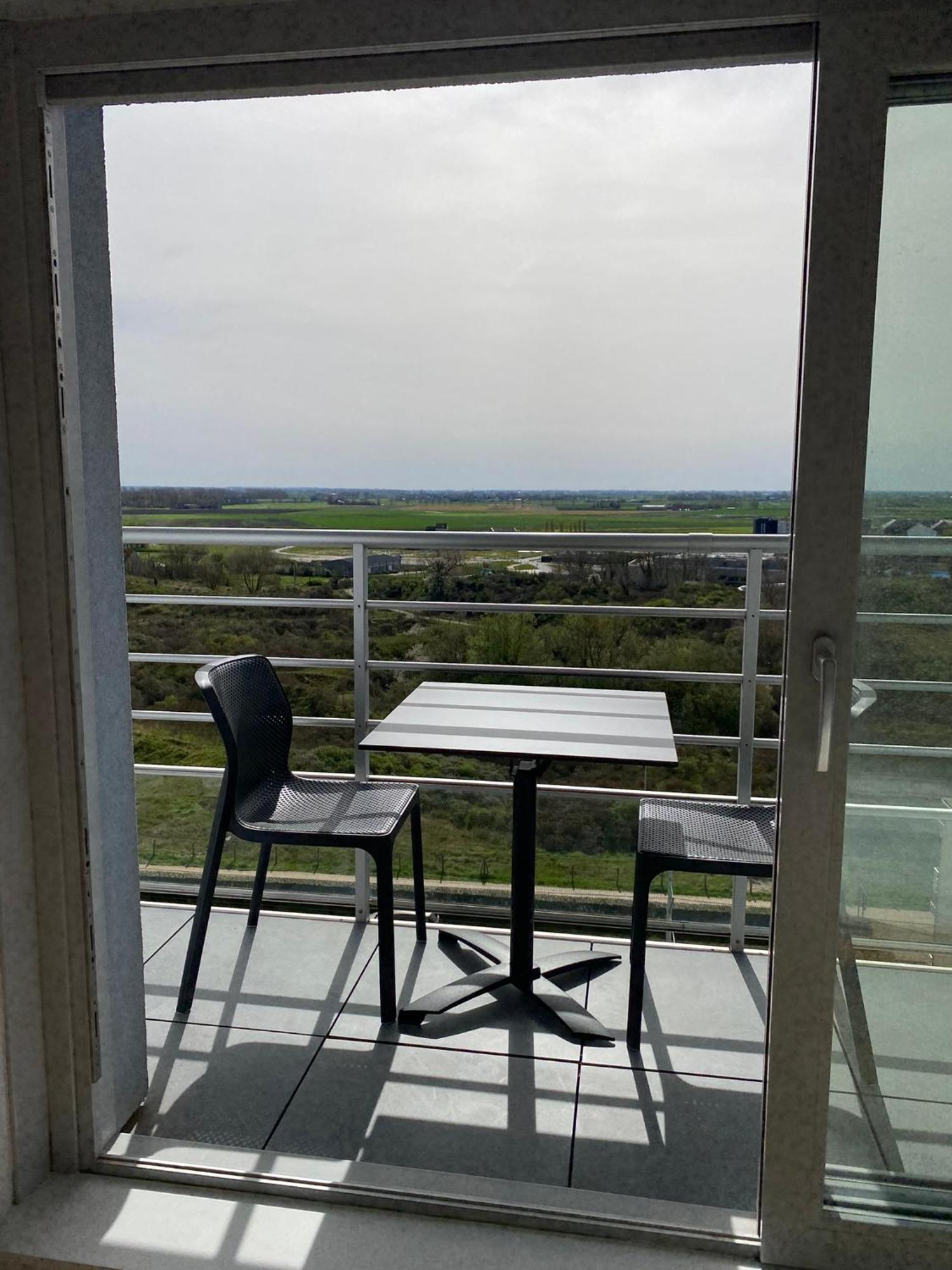 Romanza Zeezicht Middelkerke Luaran gambar